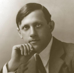Leo at about age 40